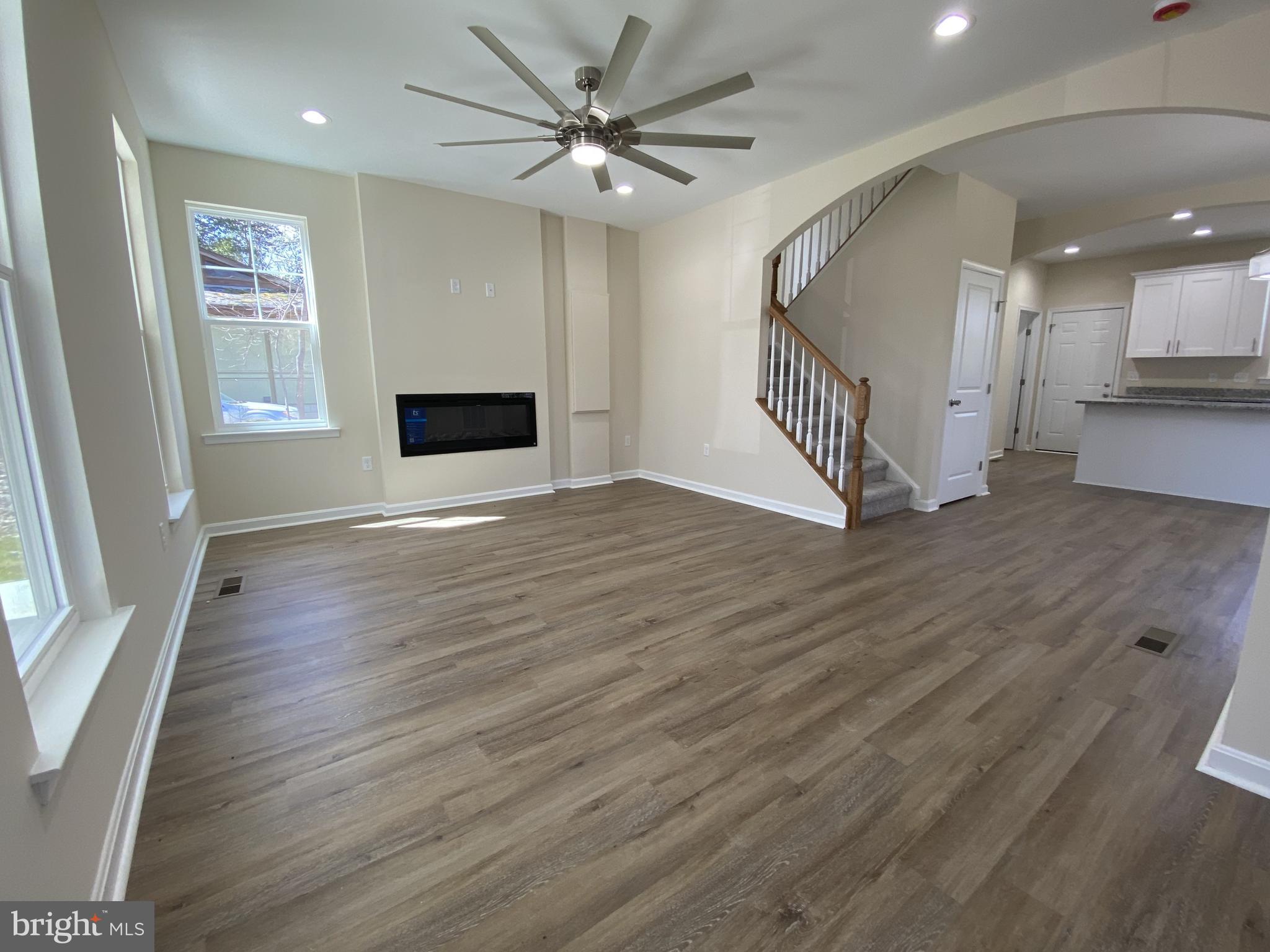 STRATFORD HARBOUR - Residential