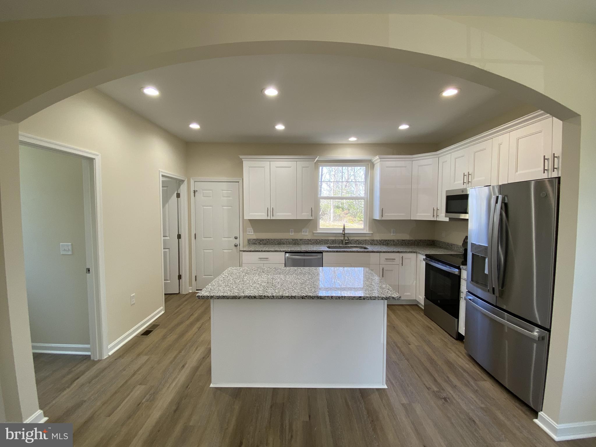 STRATFORD HARBOUR - Residential