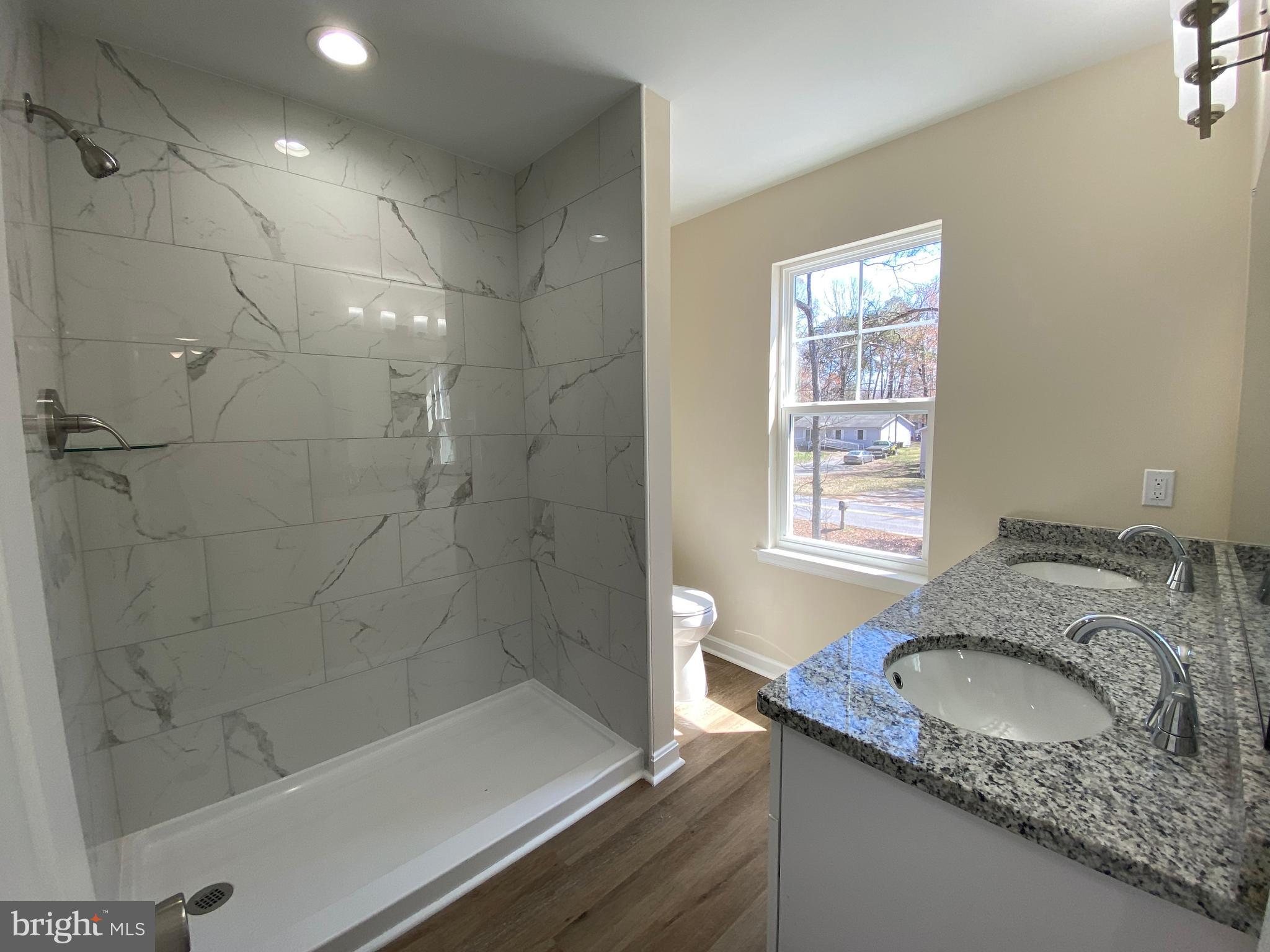 STRATFORD HARBOUR - Residential