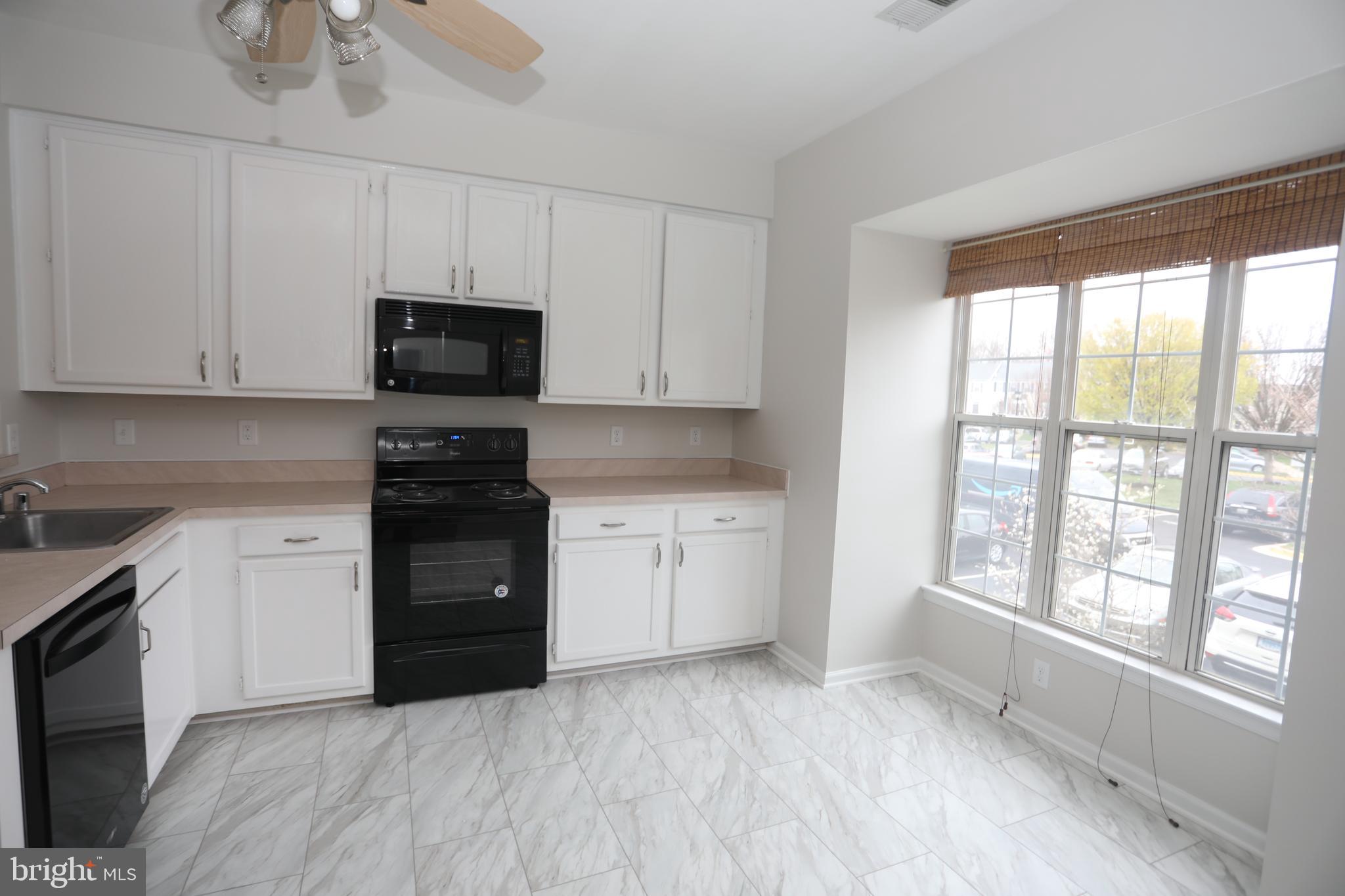 NANTUCKET MEWS - Residential Lease