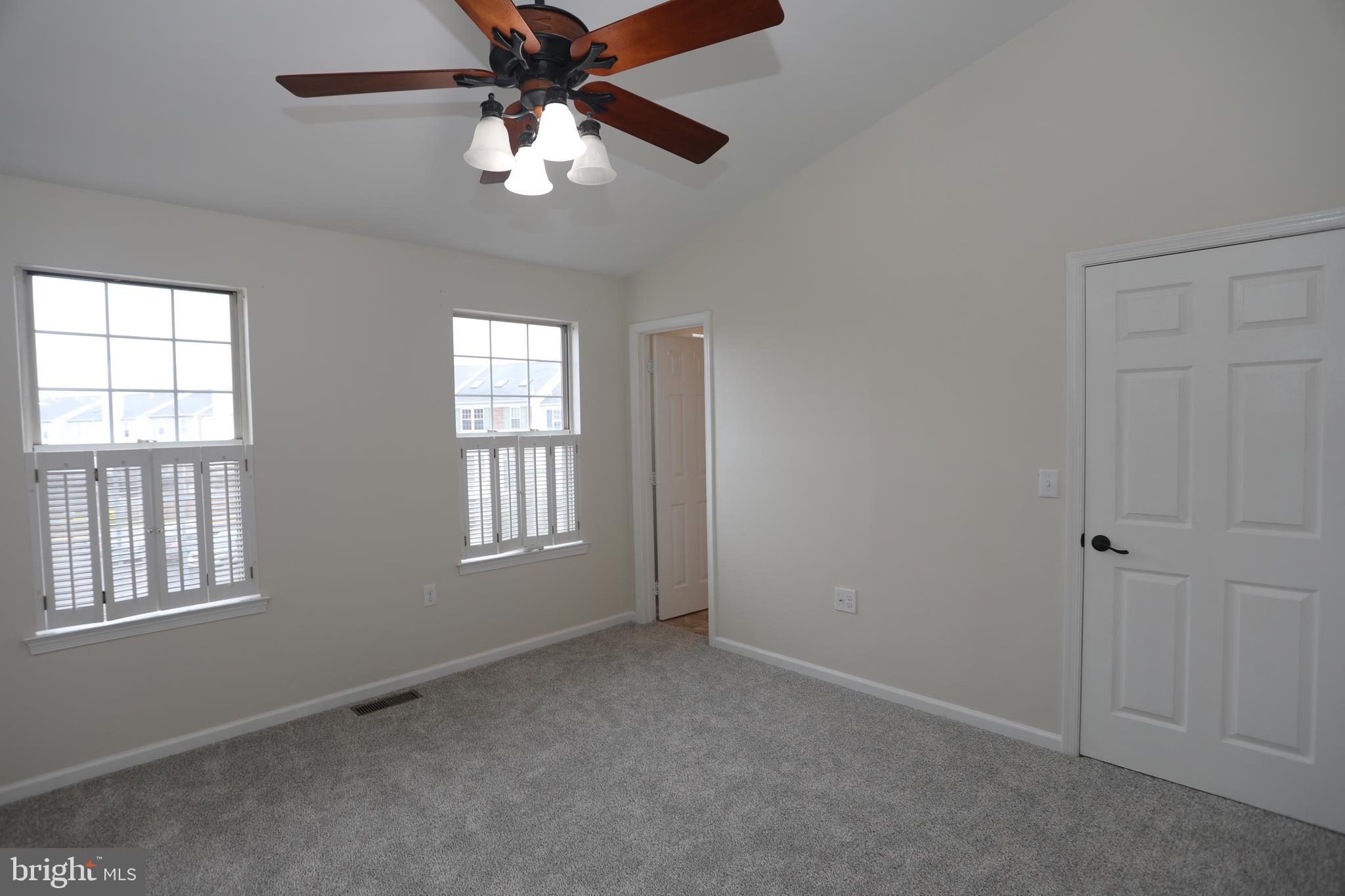 NANTUCKET MEWS - Residential Lease