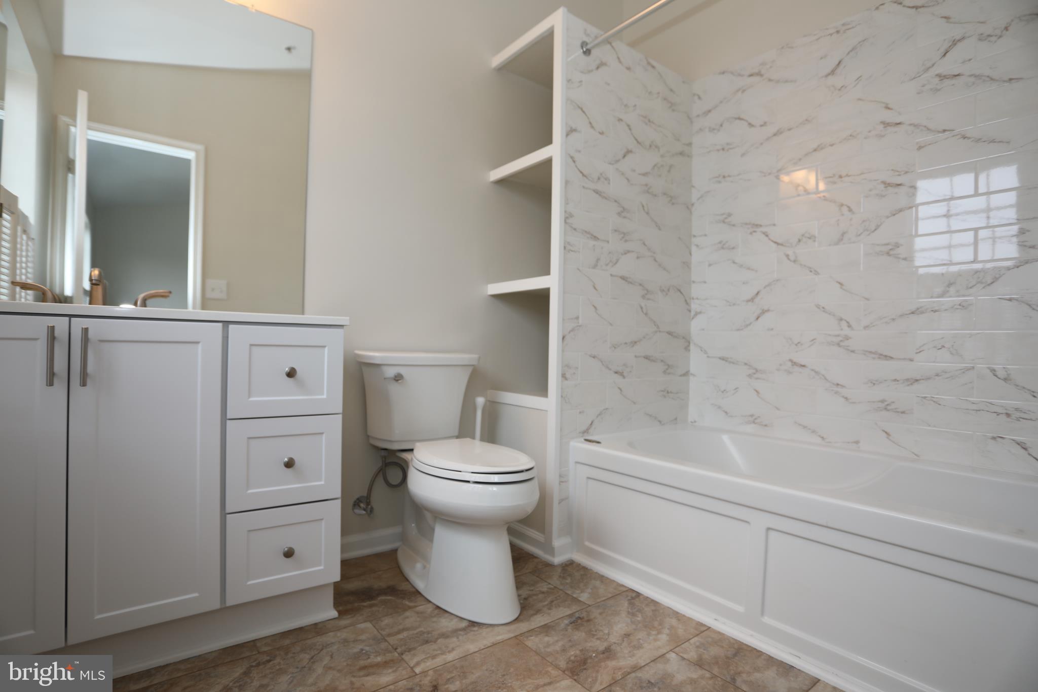 NANTUCKET MEWS - Residential Lease