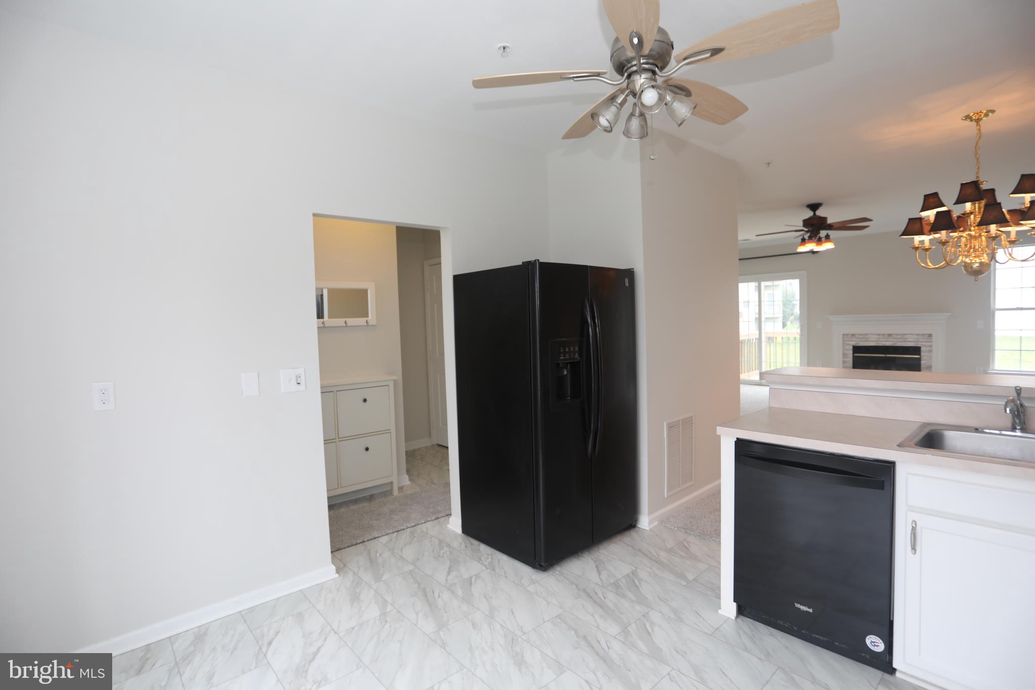 NANTUCKET MEWS - Residential Lease