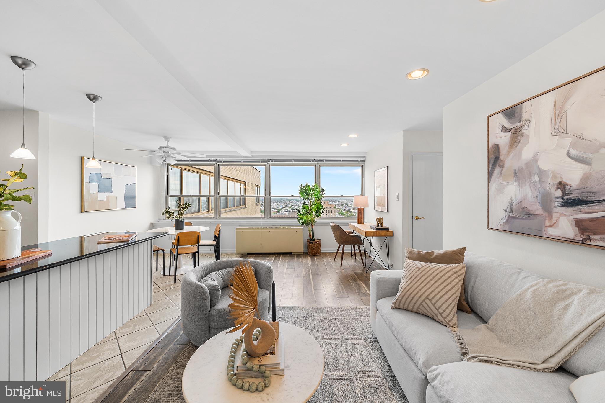 1806 RITTENHOUSE SQUARE 18 2104