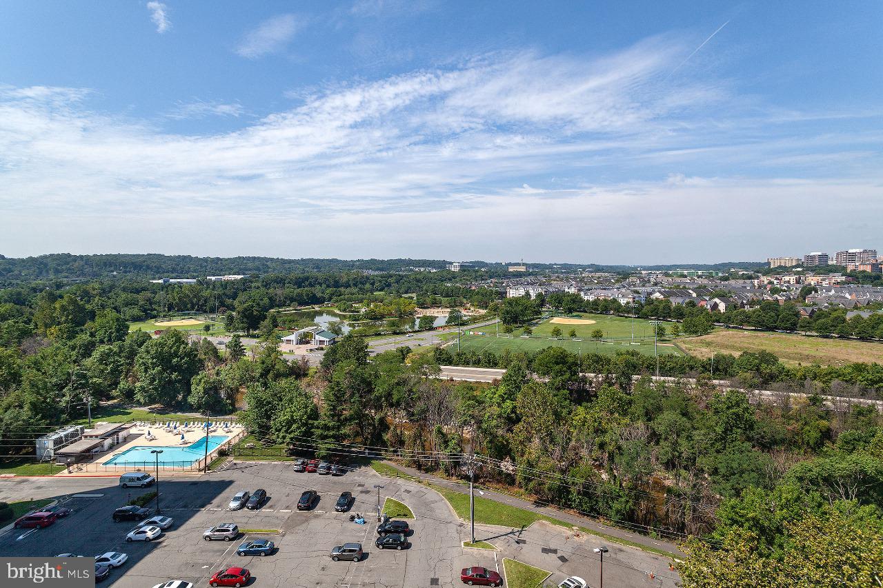 WEST END - Residential