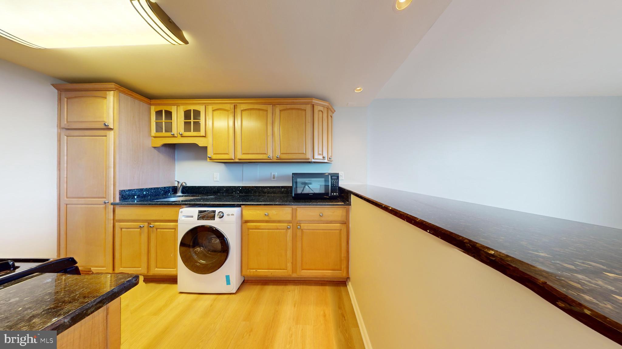 WEST END - Residential