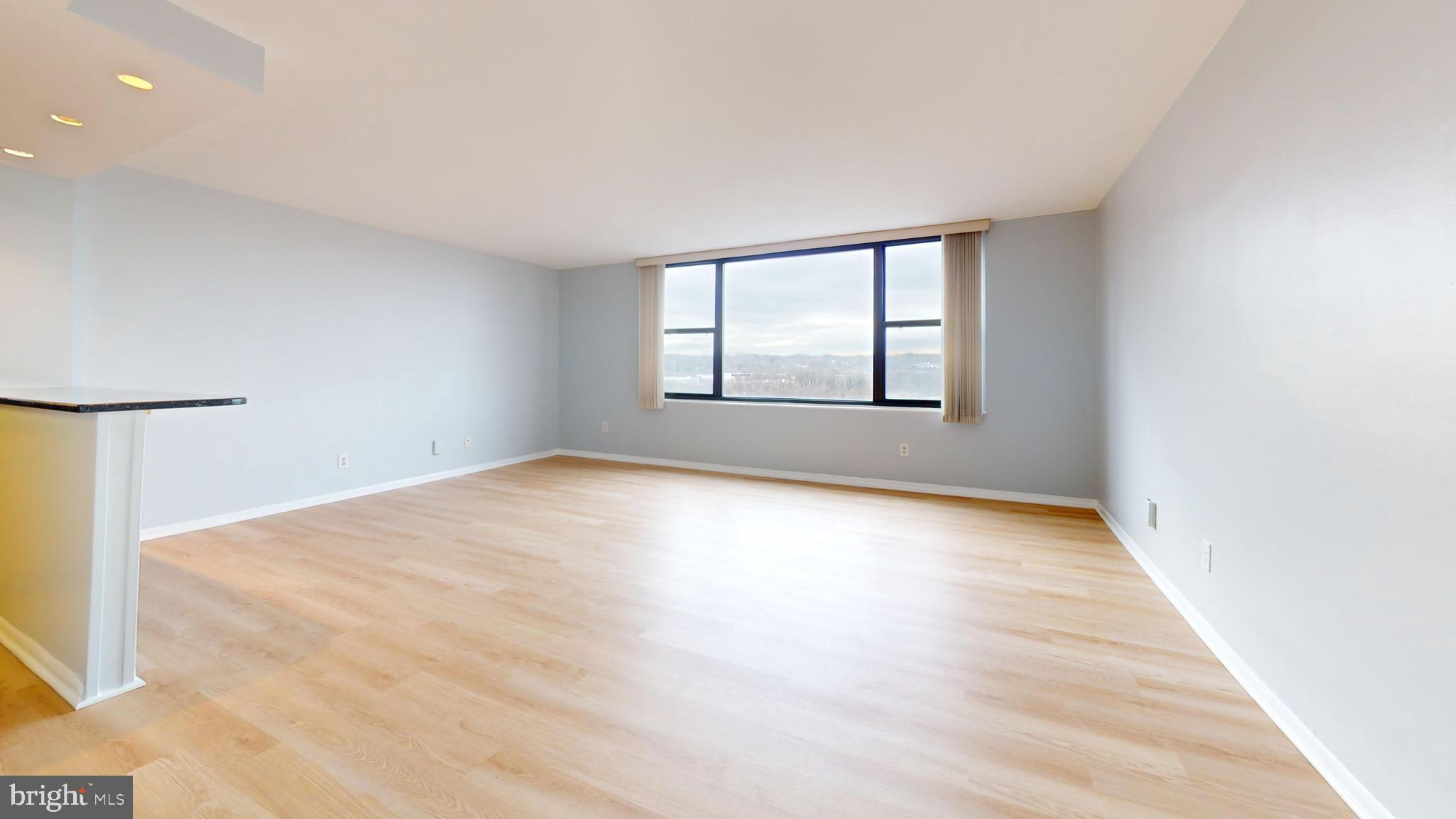 WEST END - Residential