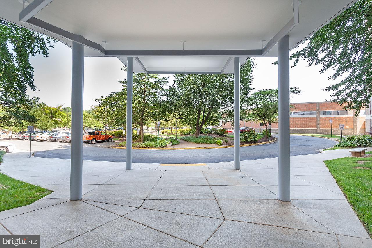 WEST END - Residential