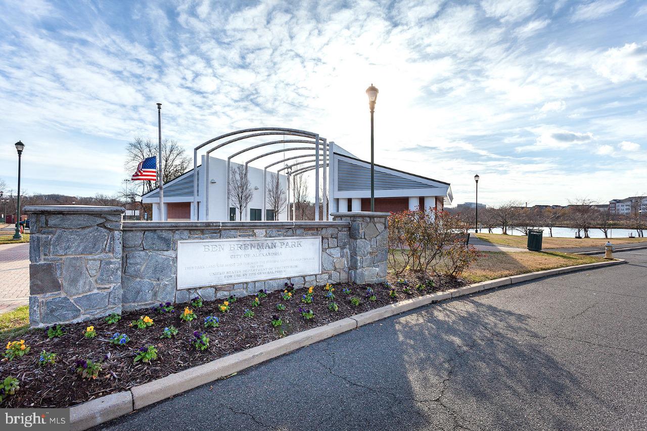 WEST END - Residential