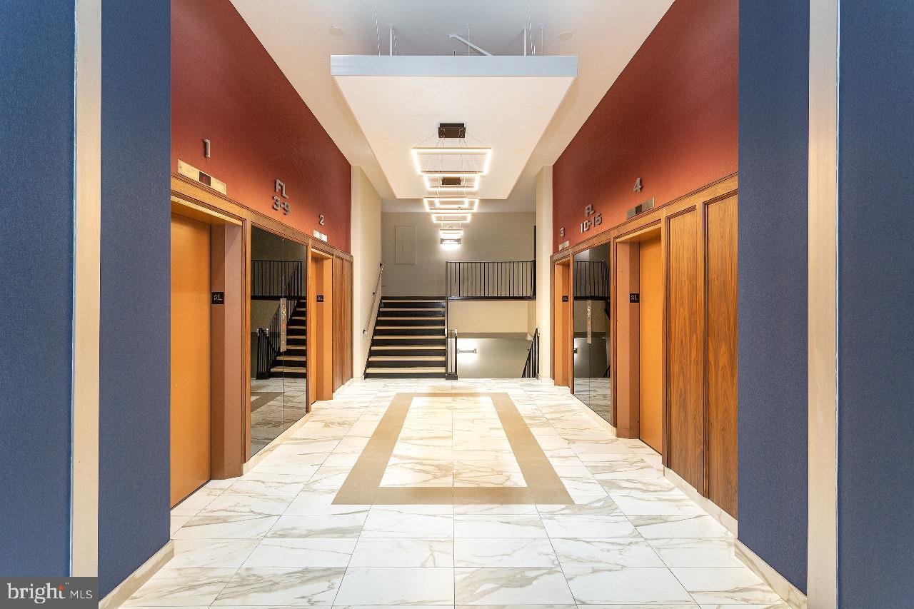 WEST END - Residential