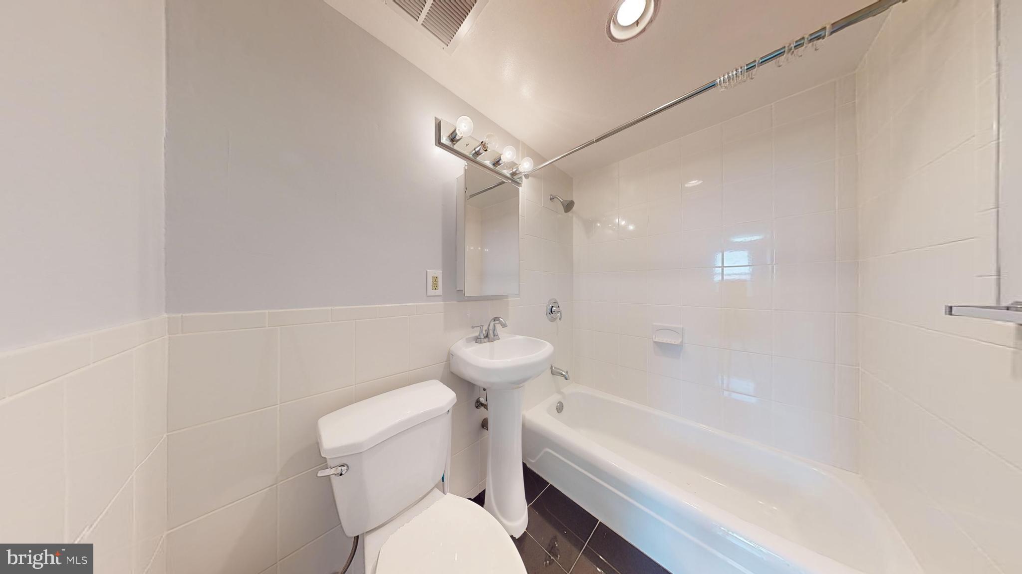 WEST END - Residential