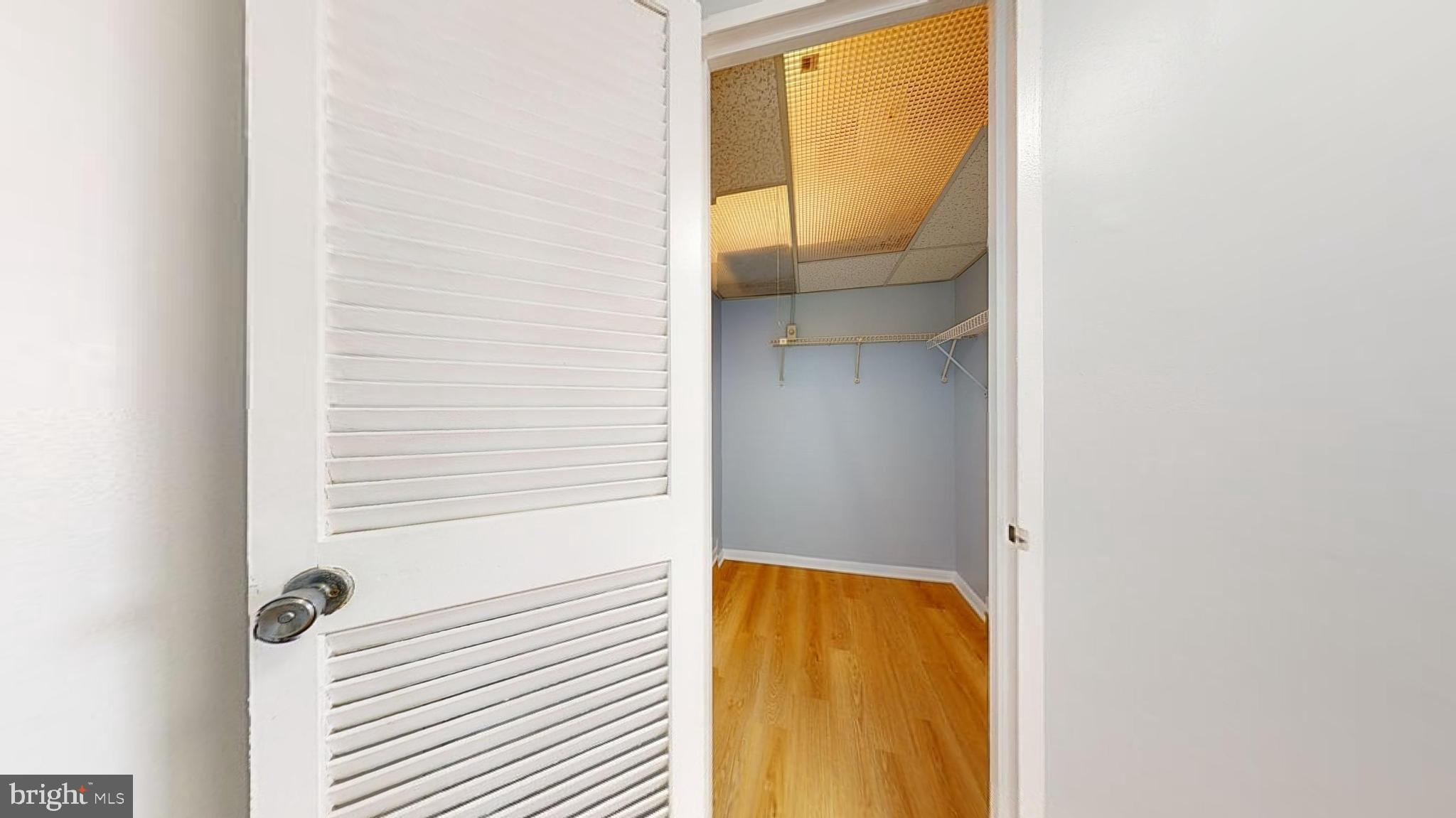 WEST END - Residential