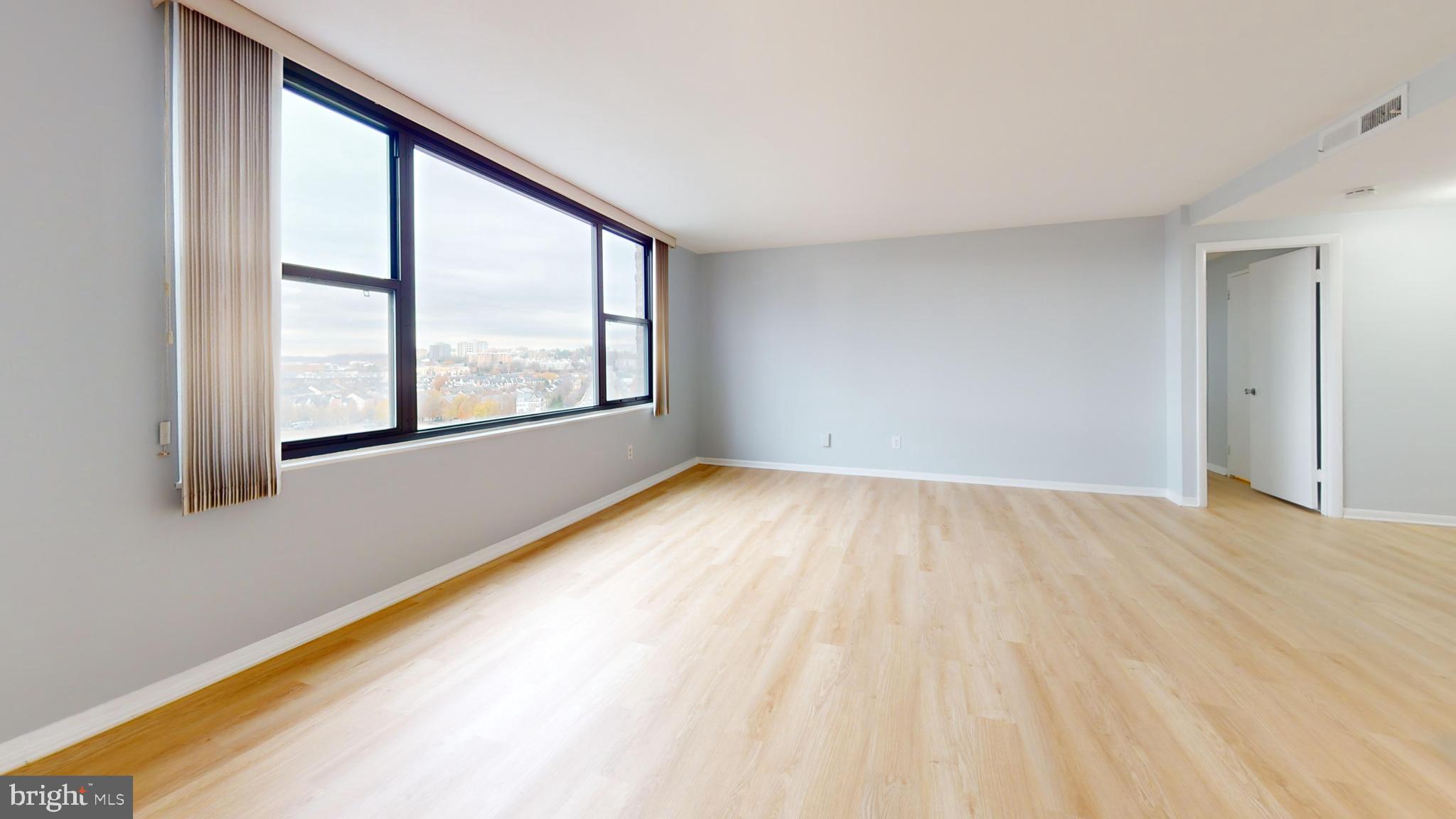 WEST END - Residential