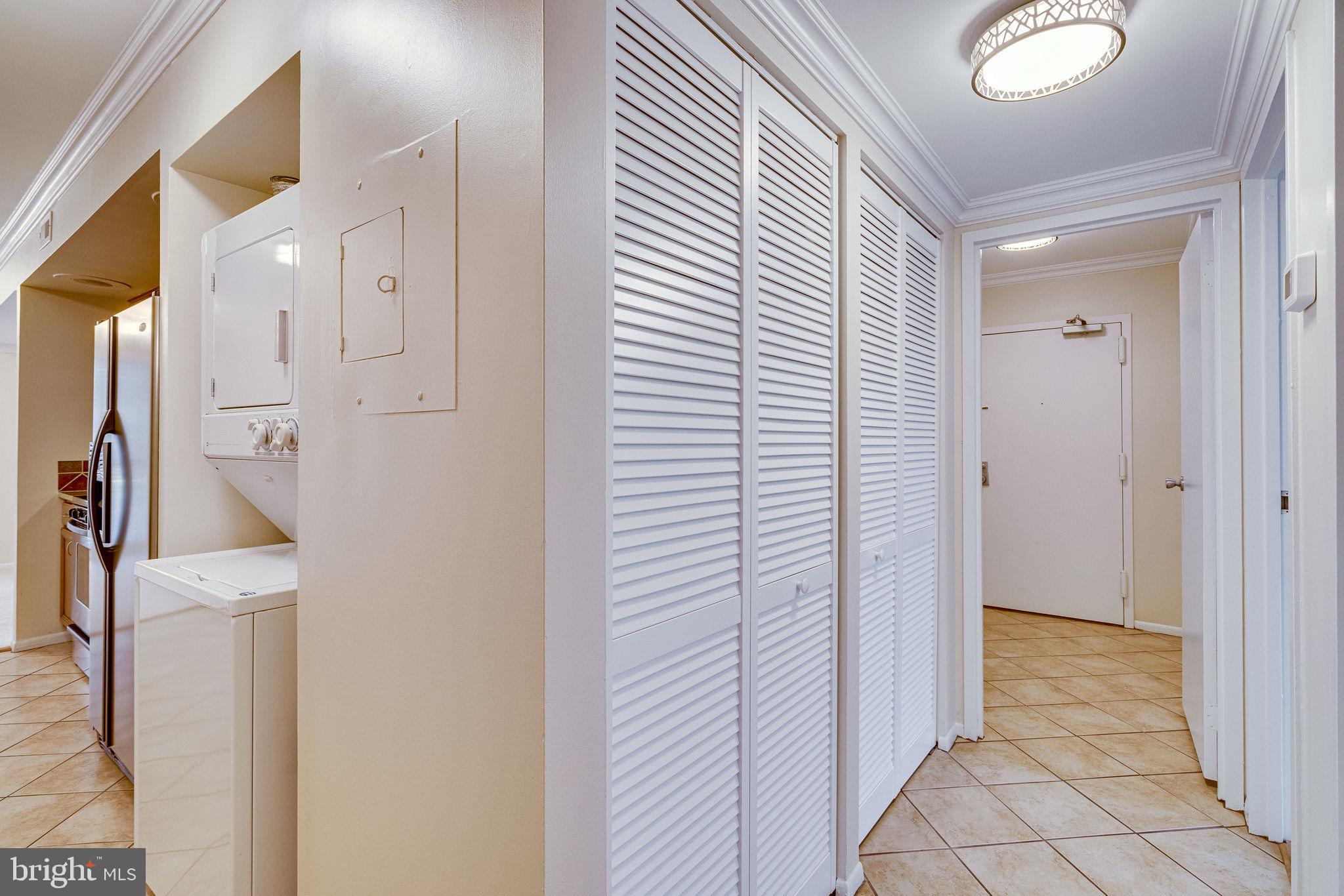 SOUTHGATE - Residential