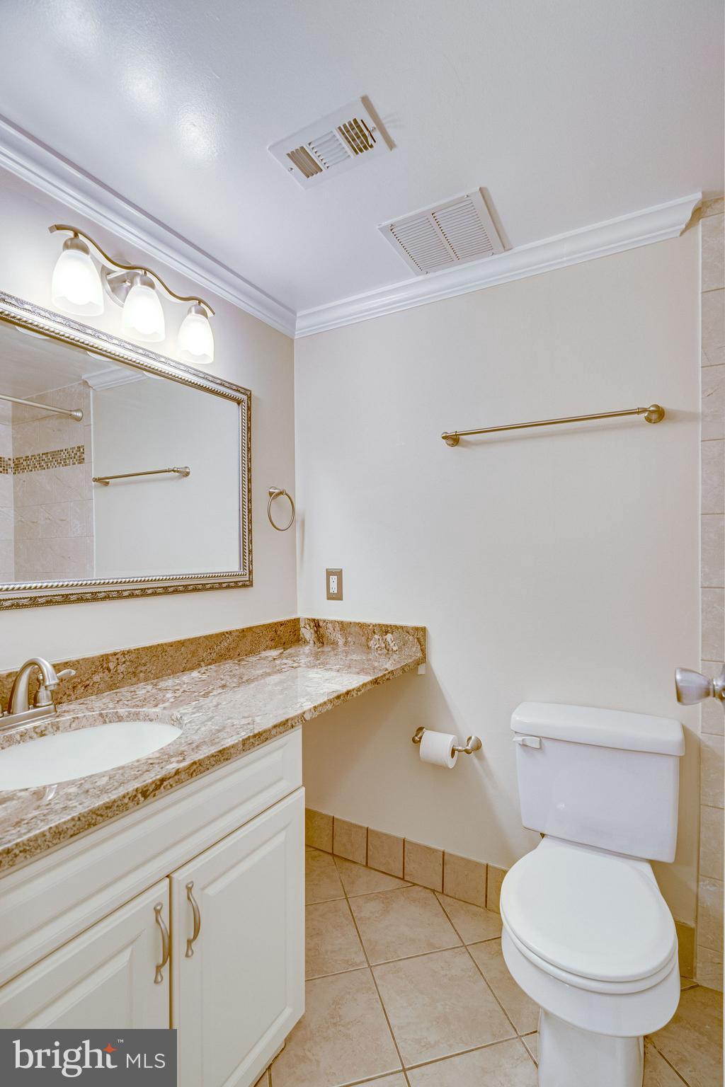 SOUTHGATE - Residential