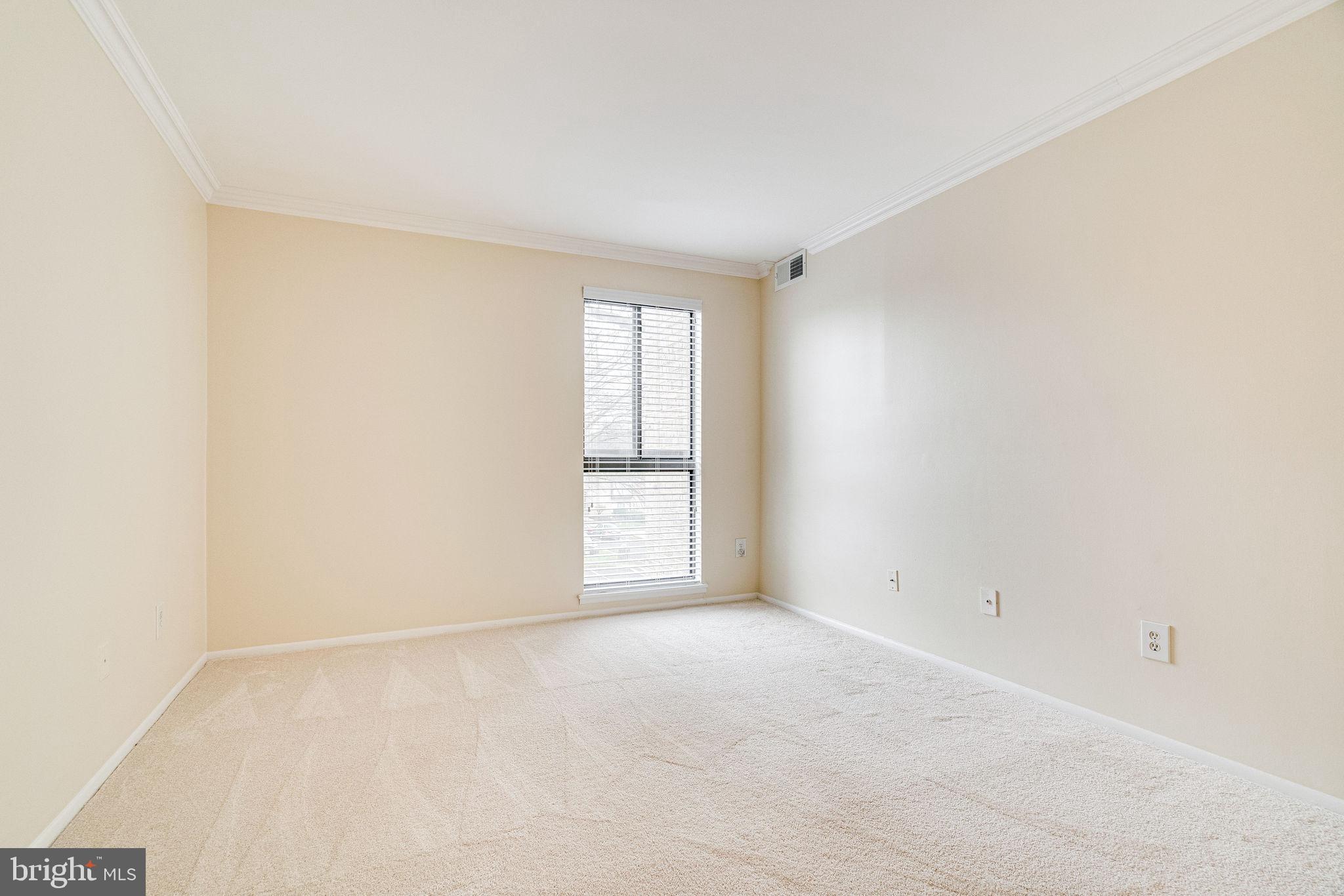 SOUTHGATE - Residential