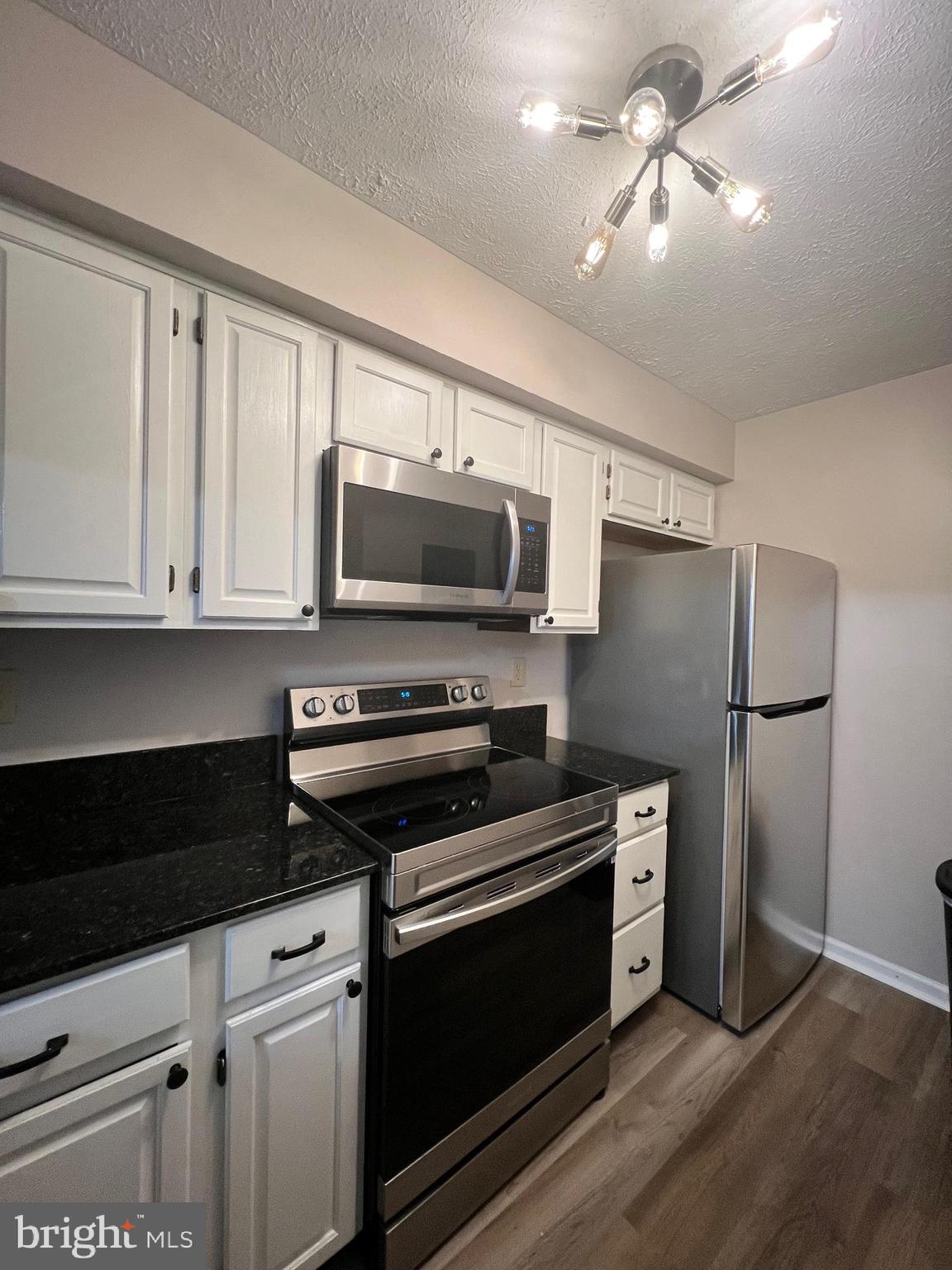 THE TALBOTS OF FREDERICKTOWNE - Residential Lease