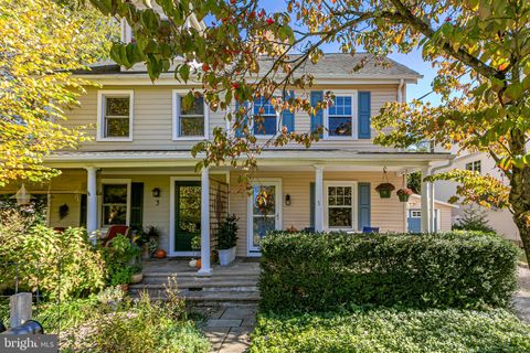 Homes For Sale - 5 Ferry Street<br/> STOCKTON, NJ 08559