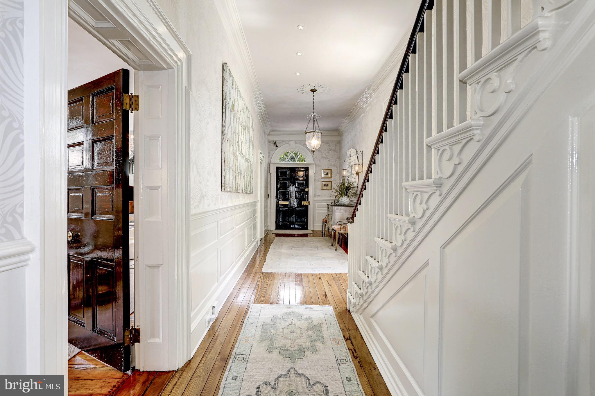 OLD TOWN ALEXANDRIA - Residential