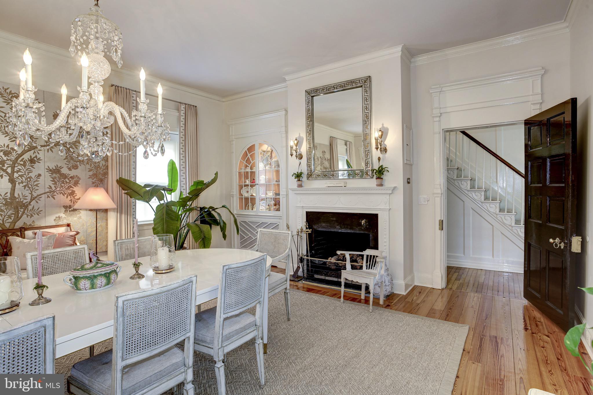 OLD TOWN ALEXANDRIA - Residential