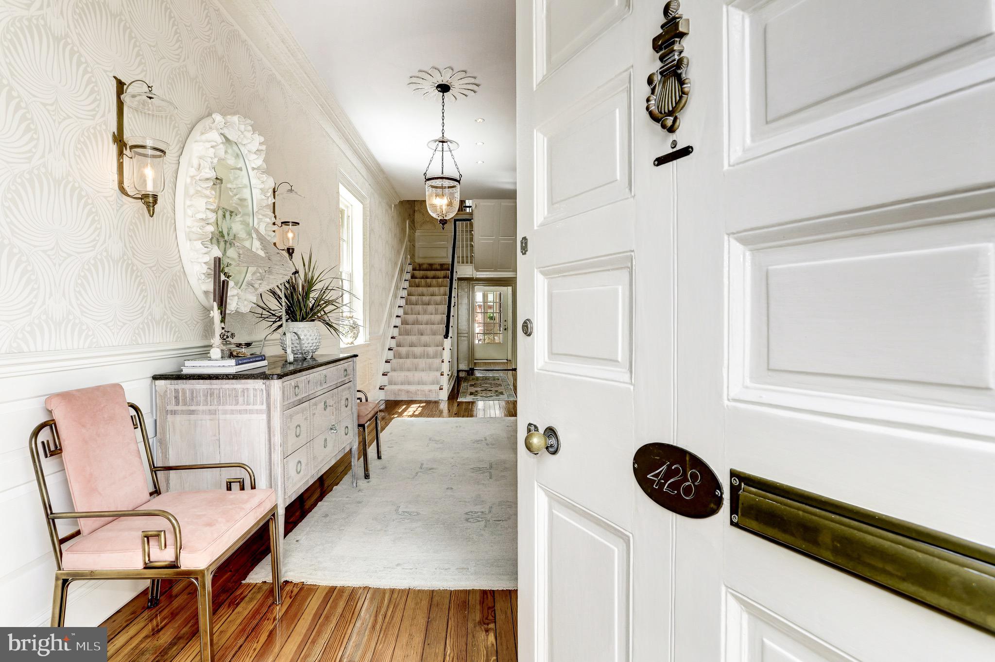 OLD TOWN ALEXANDRIA - Residential