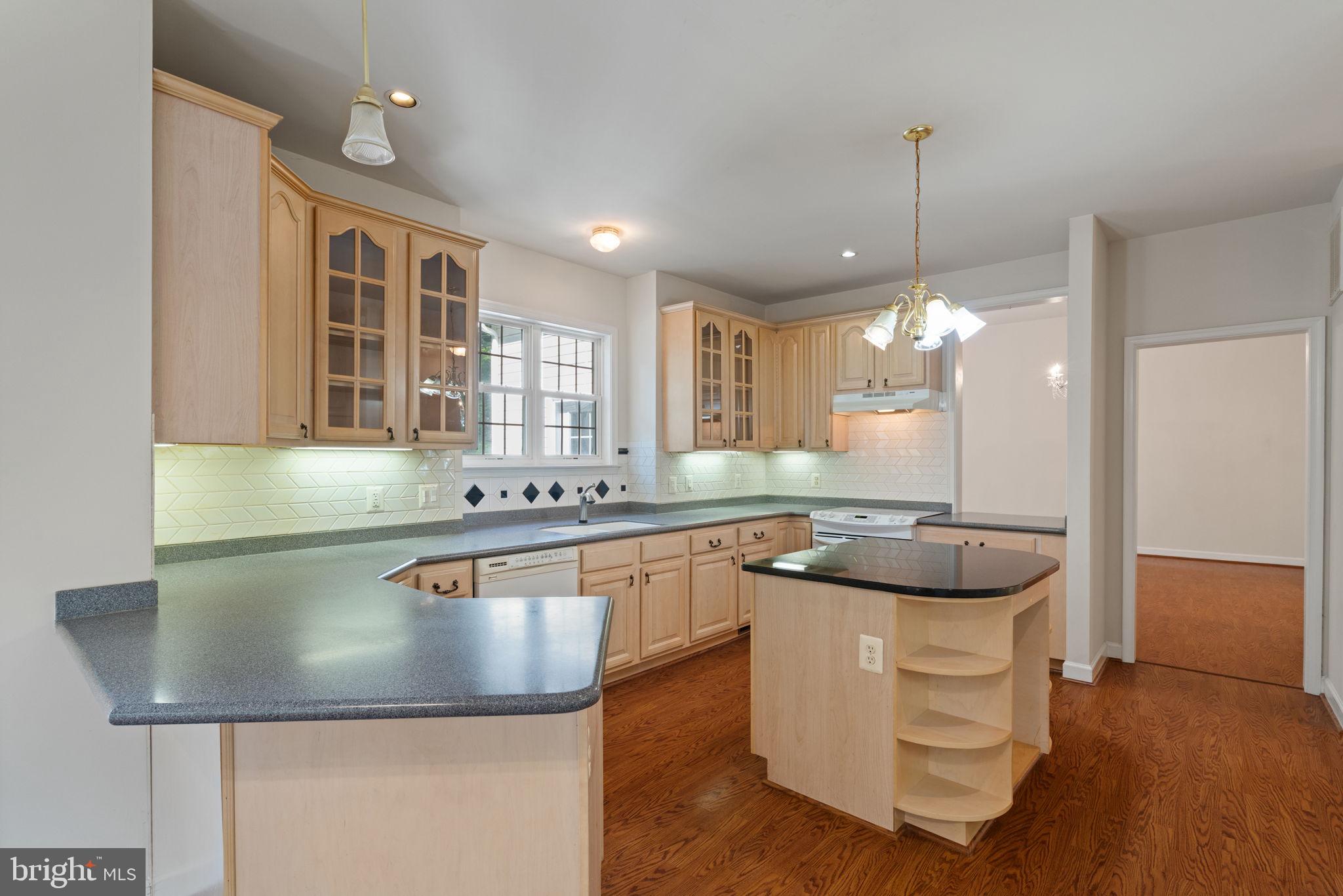 13031 DAHLIA LANE