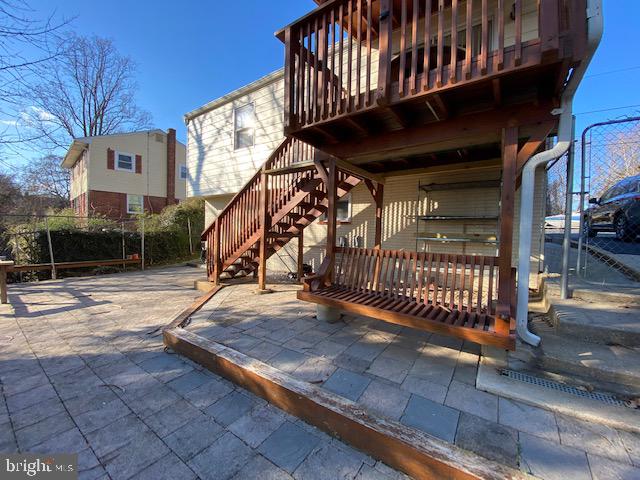 CHESTNUT HILLS - Residential Lease