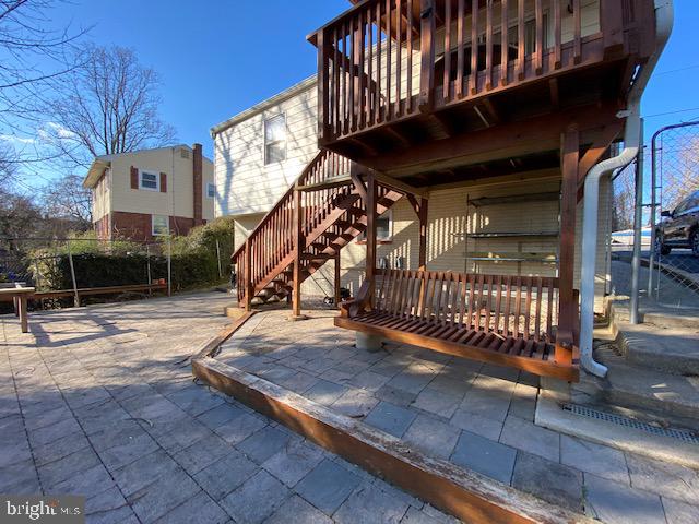 CHESTNUT HILLS - Residential Lease