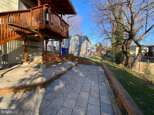 CHESTNUT HILLS - Residential Lease