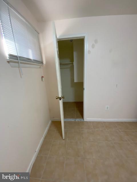 CHESTNUT HILLS - Residential Lease