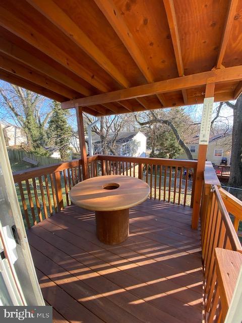 CHESTNUT HILLS - Residential Lease