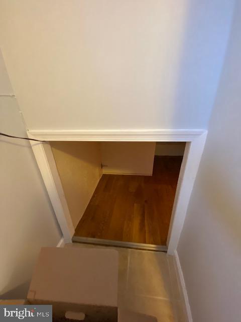 CHESTNUT HILLS - Residential Lease