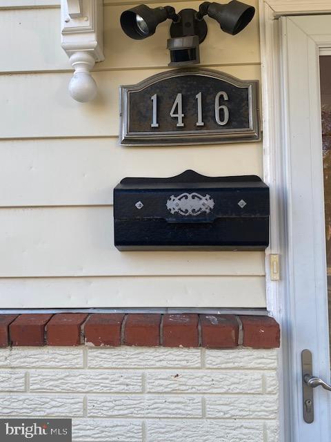 CHESTNUT HILLS - Residential Lease