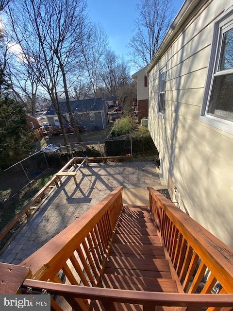 CHESTNUT HILLS - Residential Lease