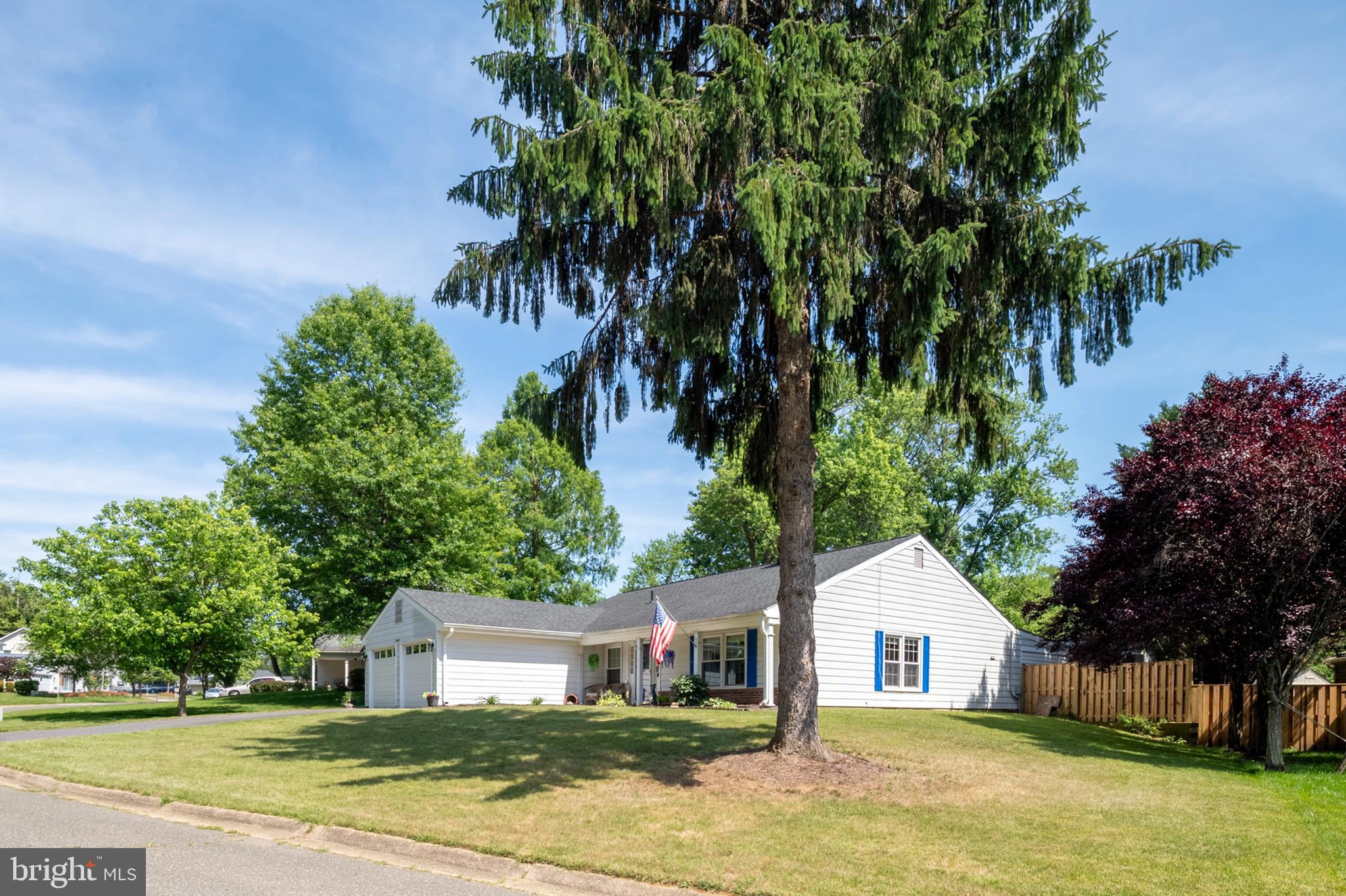 15013 NARROWS LANE