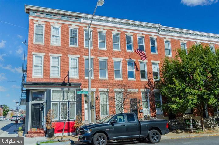 PATTERSON PARK - Residential Lease