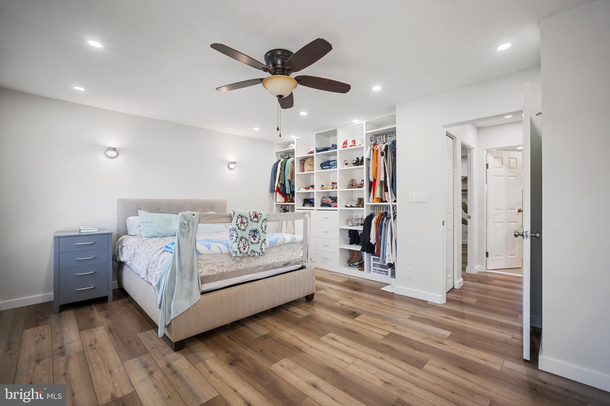 PEMBROOKE - Residential