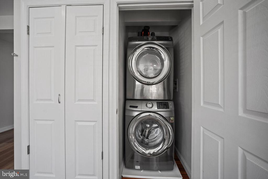 PEMBROOKE - Residential