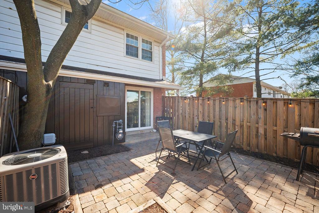 PEMBROOKE - Residential