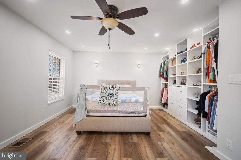 PEMBROOKE - Residential