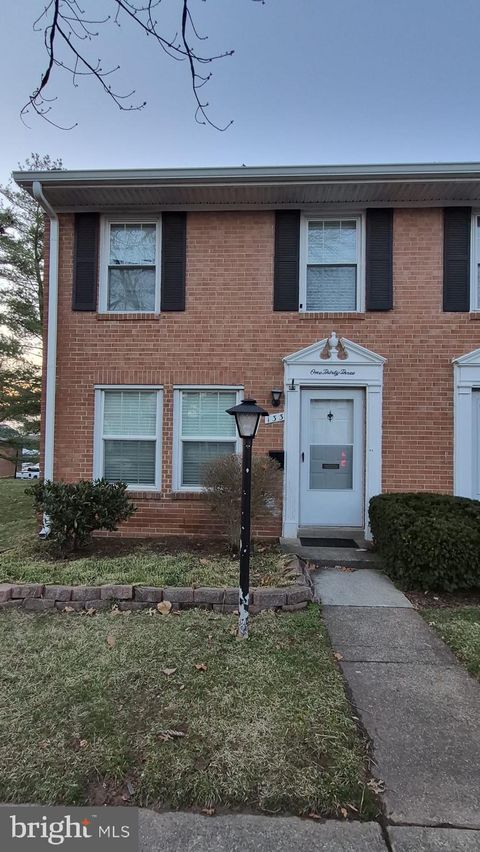 Photo of 133 N Baylor Drive, STERLING, VA 20164 (MLS # VALO2117692)