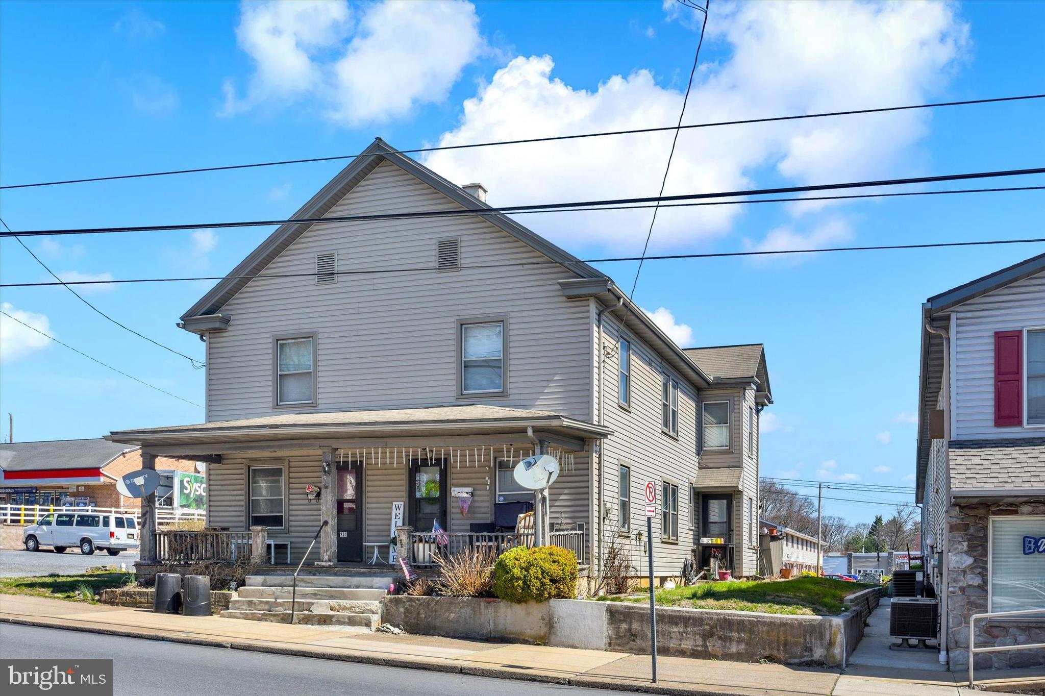 231 N MARKET STREET