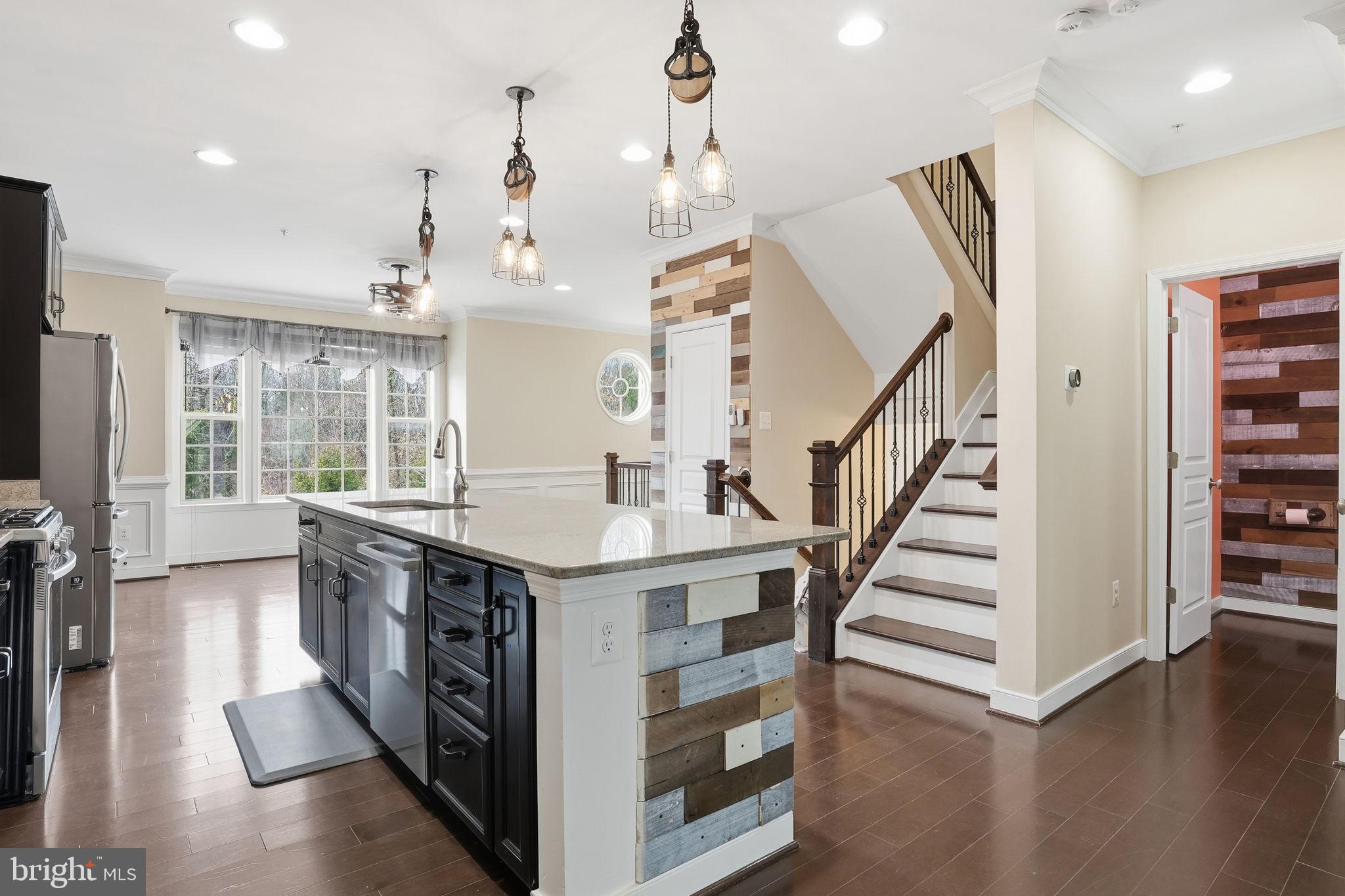 ADMIRALS RIDGE - Residential