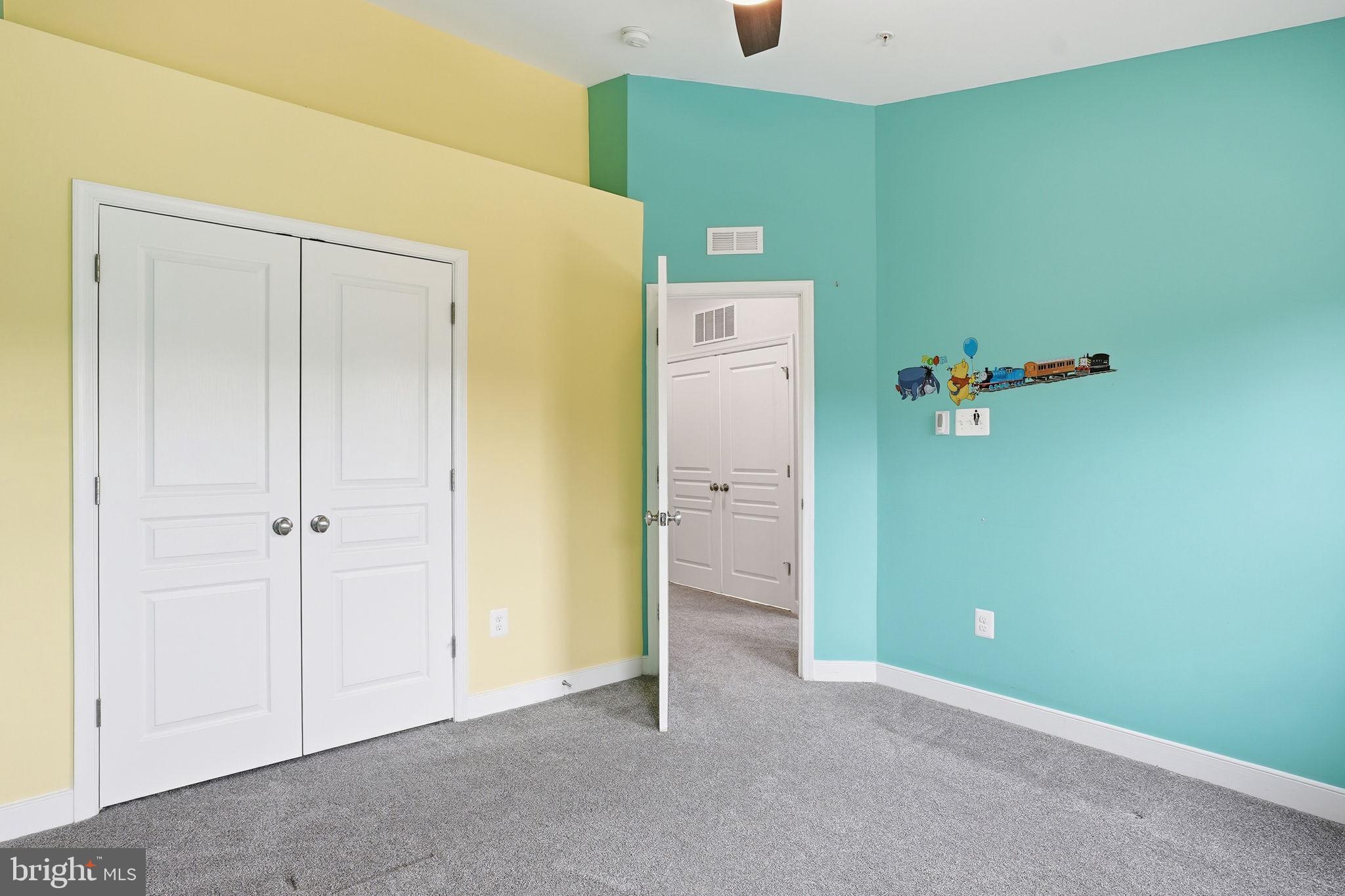 ADMIRALS RIDGE - Residential