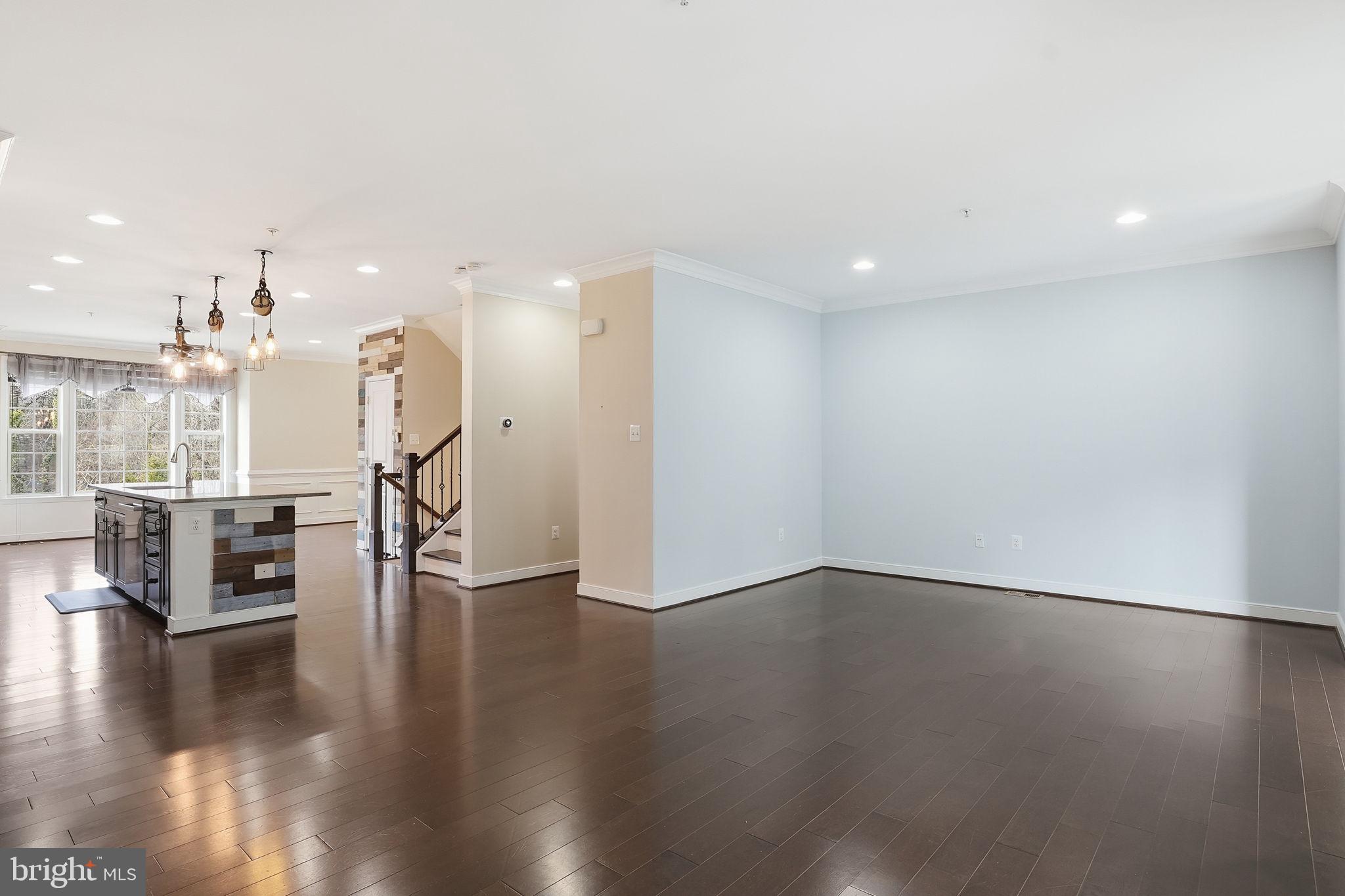 ADMIRALS RIDGE - Residential