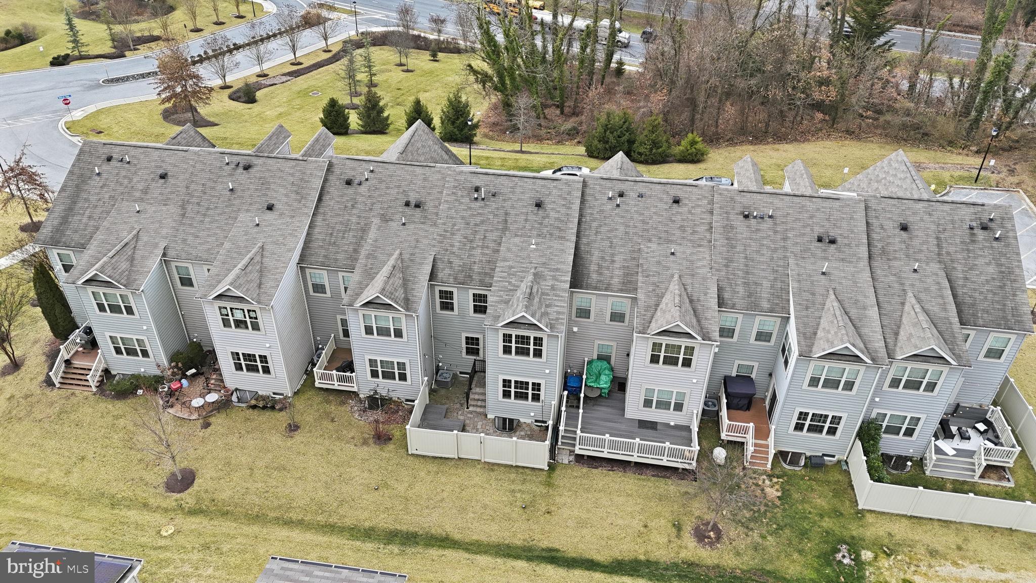 ADMIRALS RIDGE - Residential