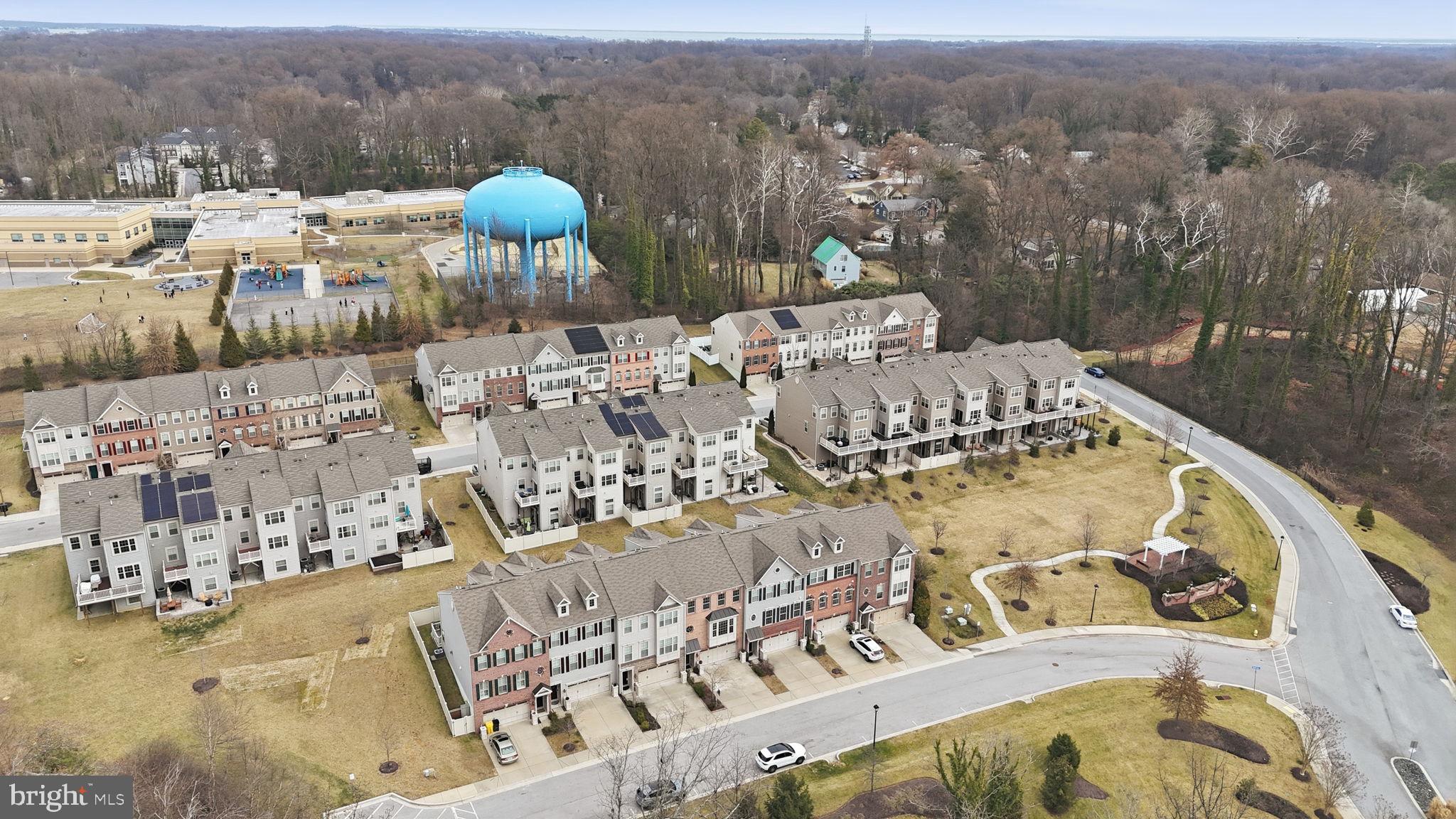 ADMIRALS RIDGE - Residential