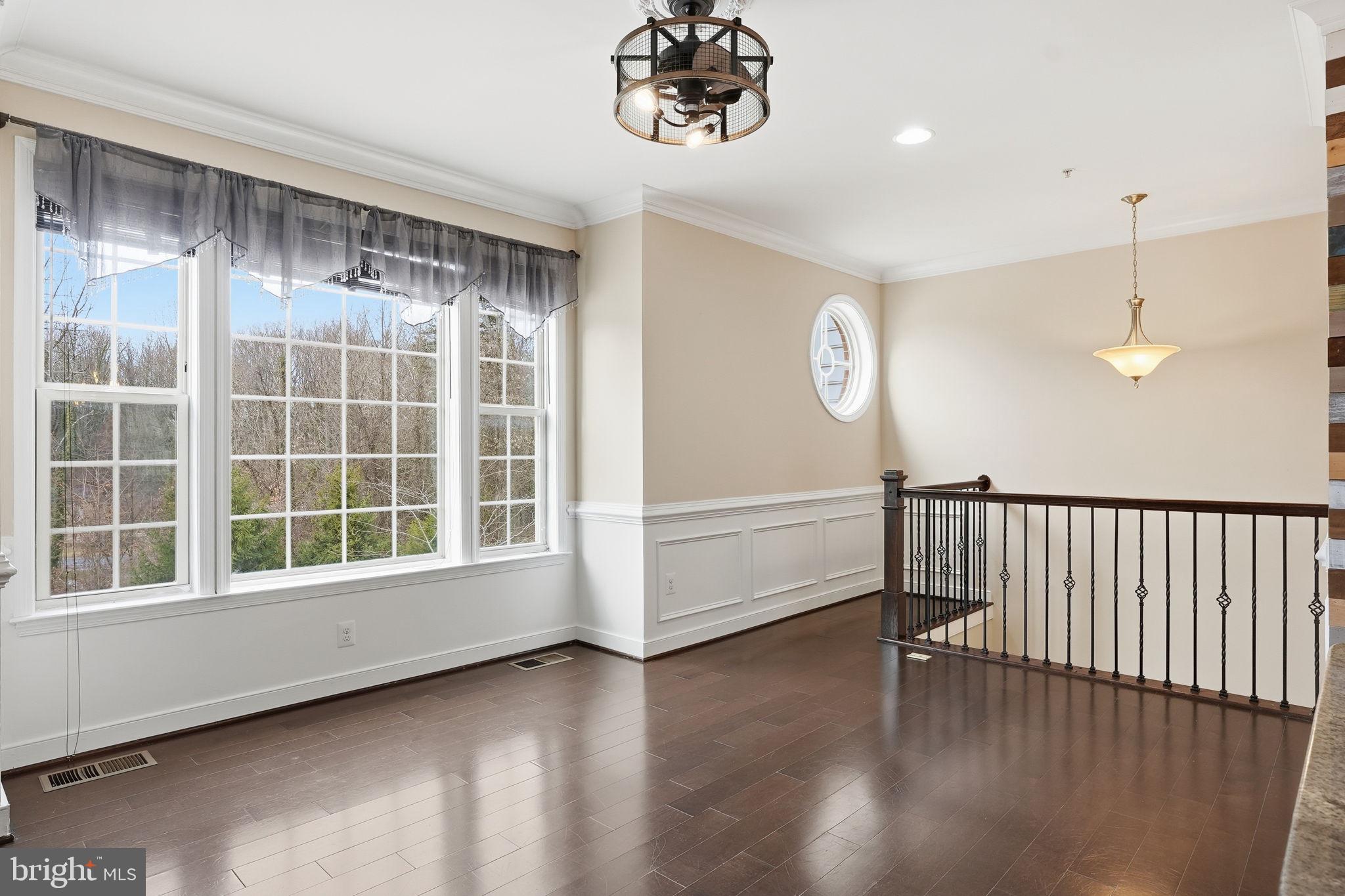 ADMIRALS RIDGE - Residential