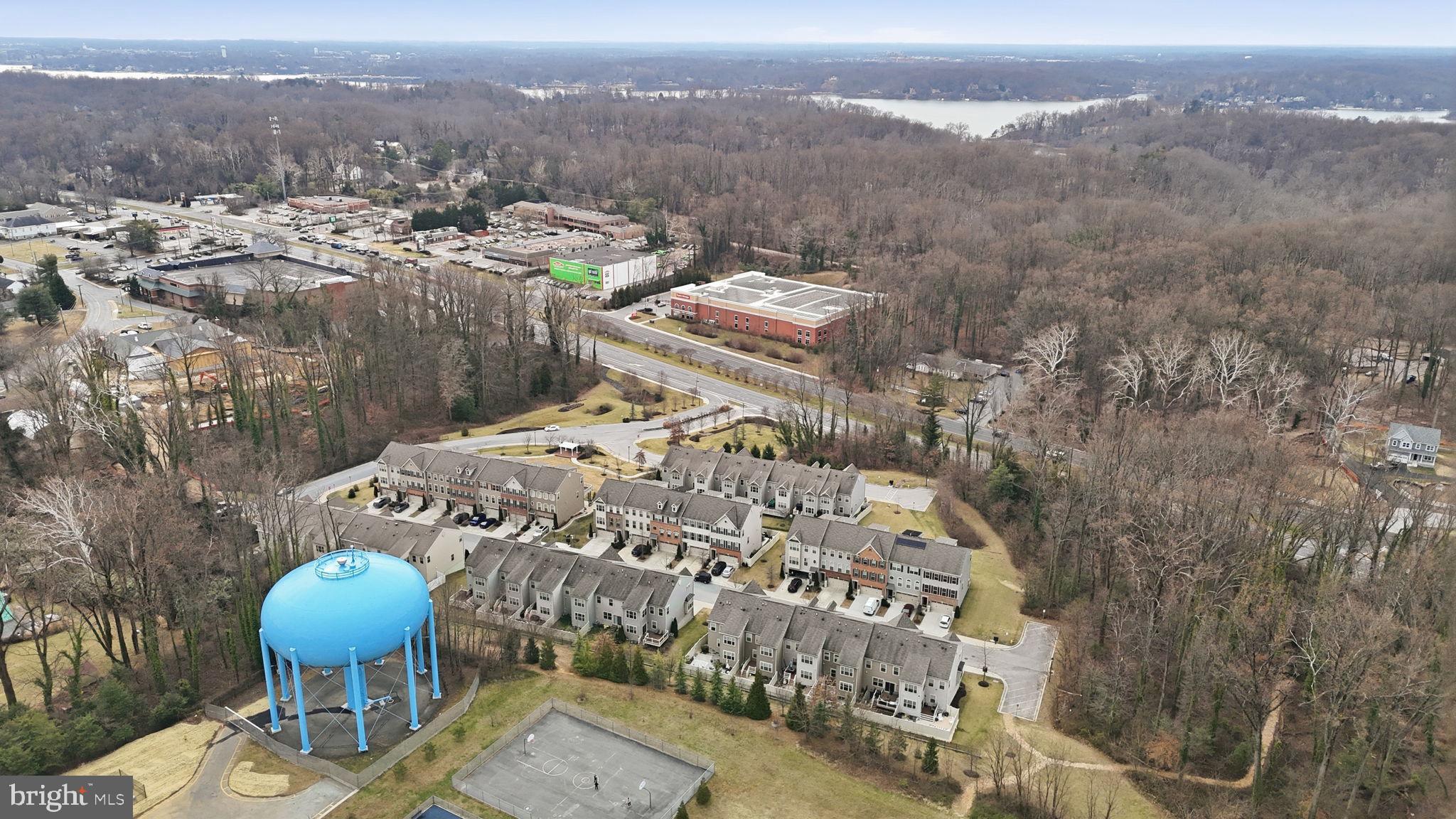 ADMIRALS RIDGE - Residential