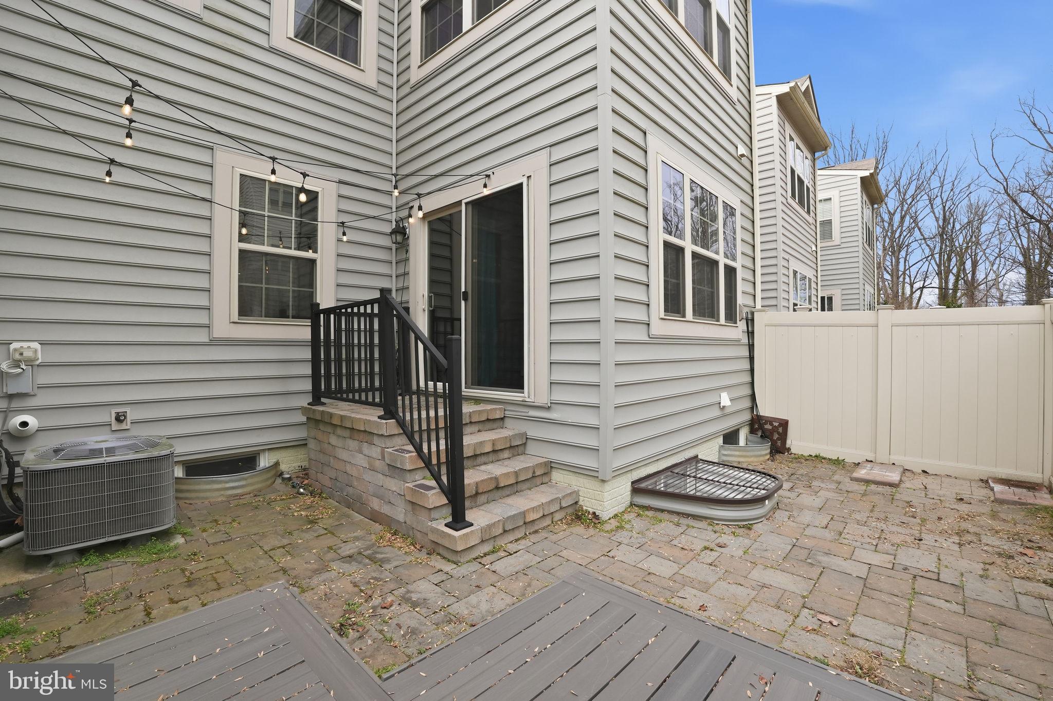 ADMIRALS RIDGE - Residential